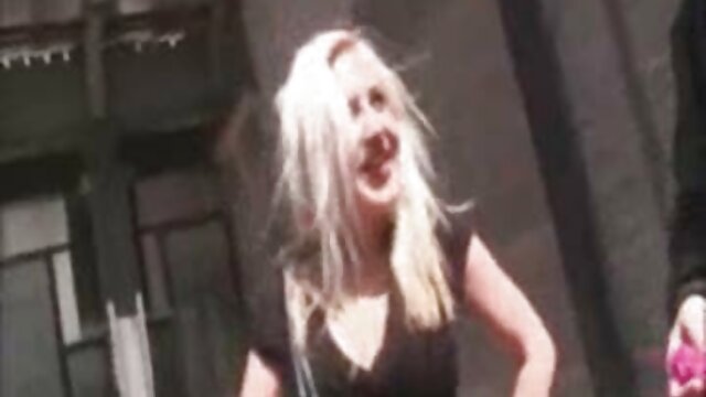 Nhỏ nóng blondie được một hổng hậu môn phim đen xxx quái