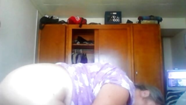 Nóng redhead được cô ấy đít ngón và fucked trong nhà xx xem phim