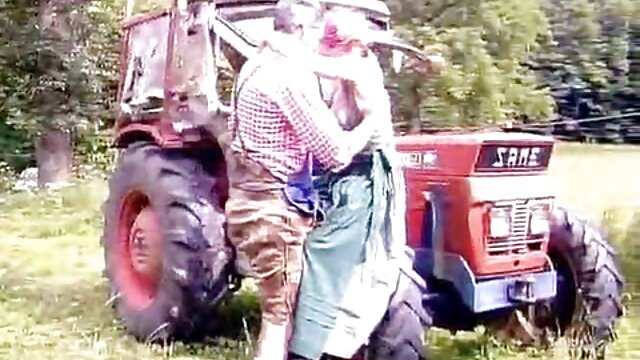 Chà cô phĩm xxx ấy âm đạo sau đó chị