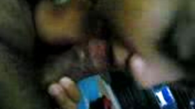 Brunette xxx hay moi sweetie fucked qua cô ấy cũng hung bạn trai