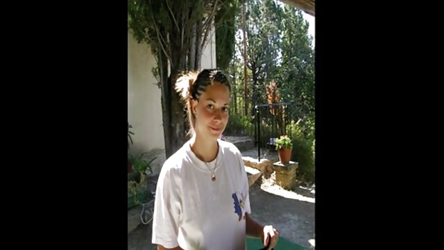 Người Đức mập mạp tóc vàng trong vớ phim xxx có cốt truyện giày ống trắng blouse fucks